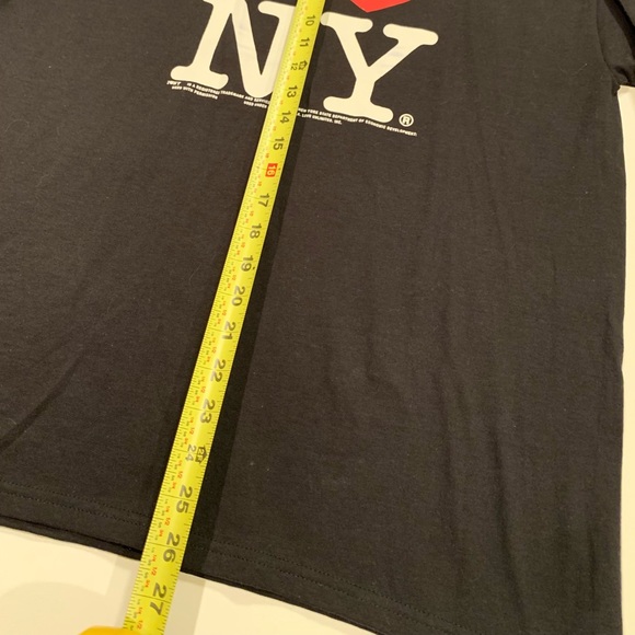 MEN’S “I LOVE NY” GRAPHIC T-SHIRT. - Picture 3 of 8
